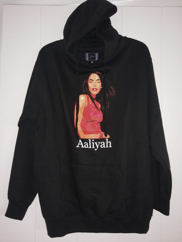 Aaliyah by Cross Colours Black Pullover Pocket Hoodie Medium